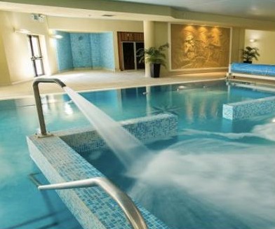 Amber Springs Hotel - Swimming pool